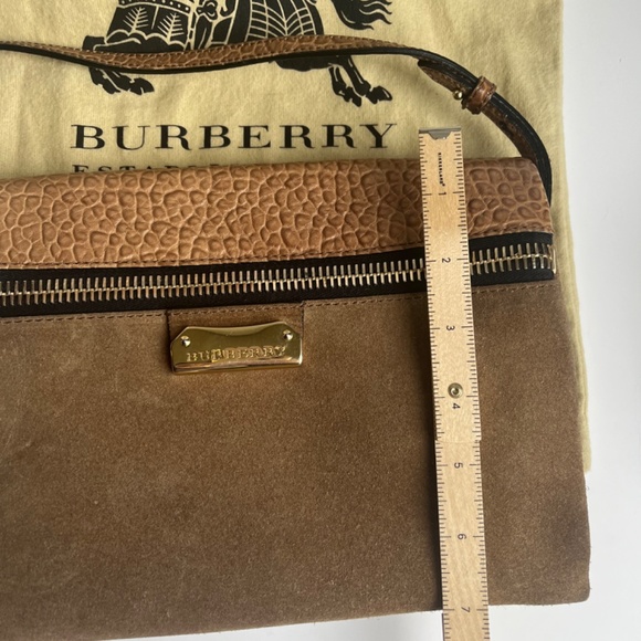 Burberry Suede Pebble Leather Logo Crossbody Zip Envelope Bag Purse - Picture 10 of 16